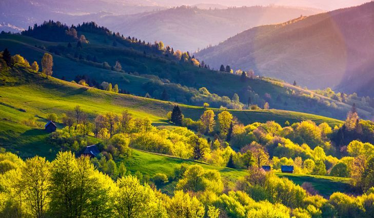 Україна